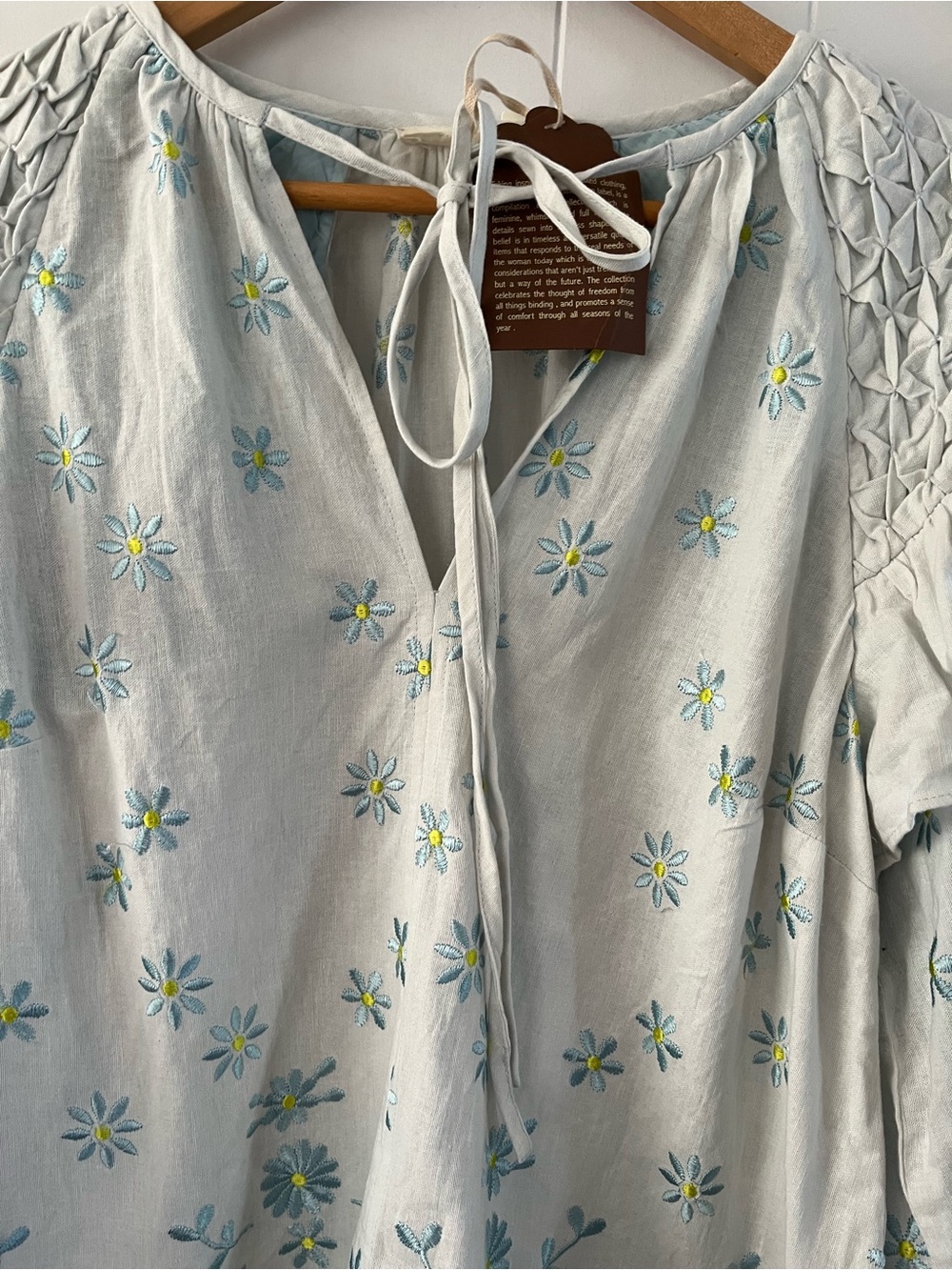 NWT Forever That Girl Ruffle-Sleeve Smocked Linen Blouse Anthropologie Flowers - Picture 6 of 12